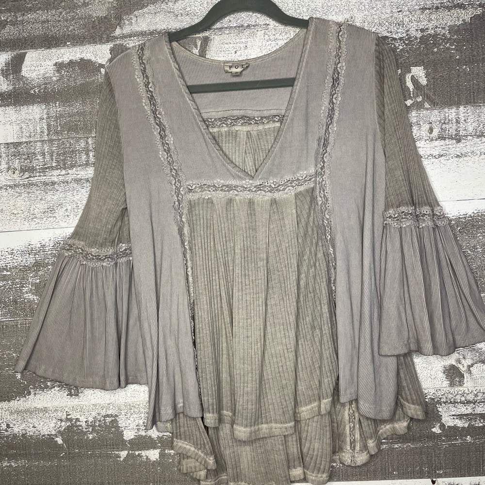 POL Light Gray Lace-Trim V-Neck Tunic